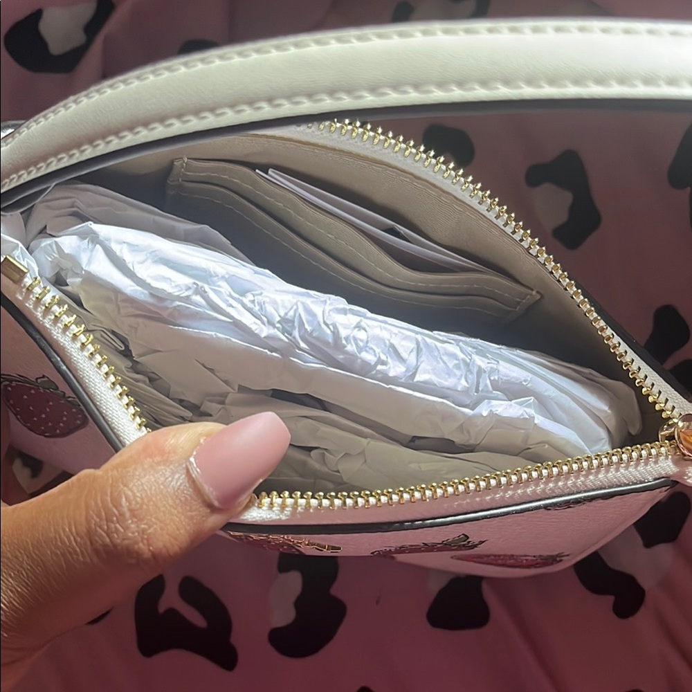Coach Strawberry Print Cream Bag - Picture 3 of 5